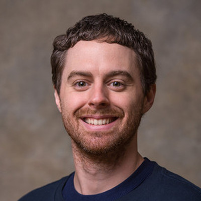 Taylor Jones Headshot