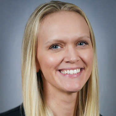 Tori Fallgren Headshot